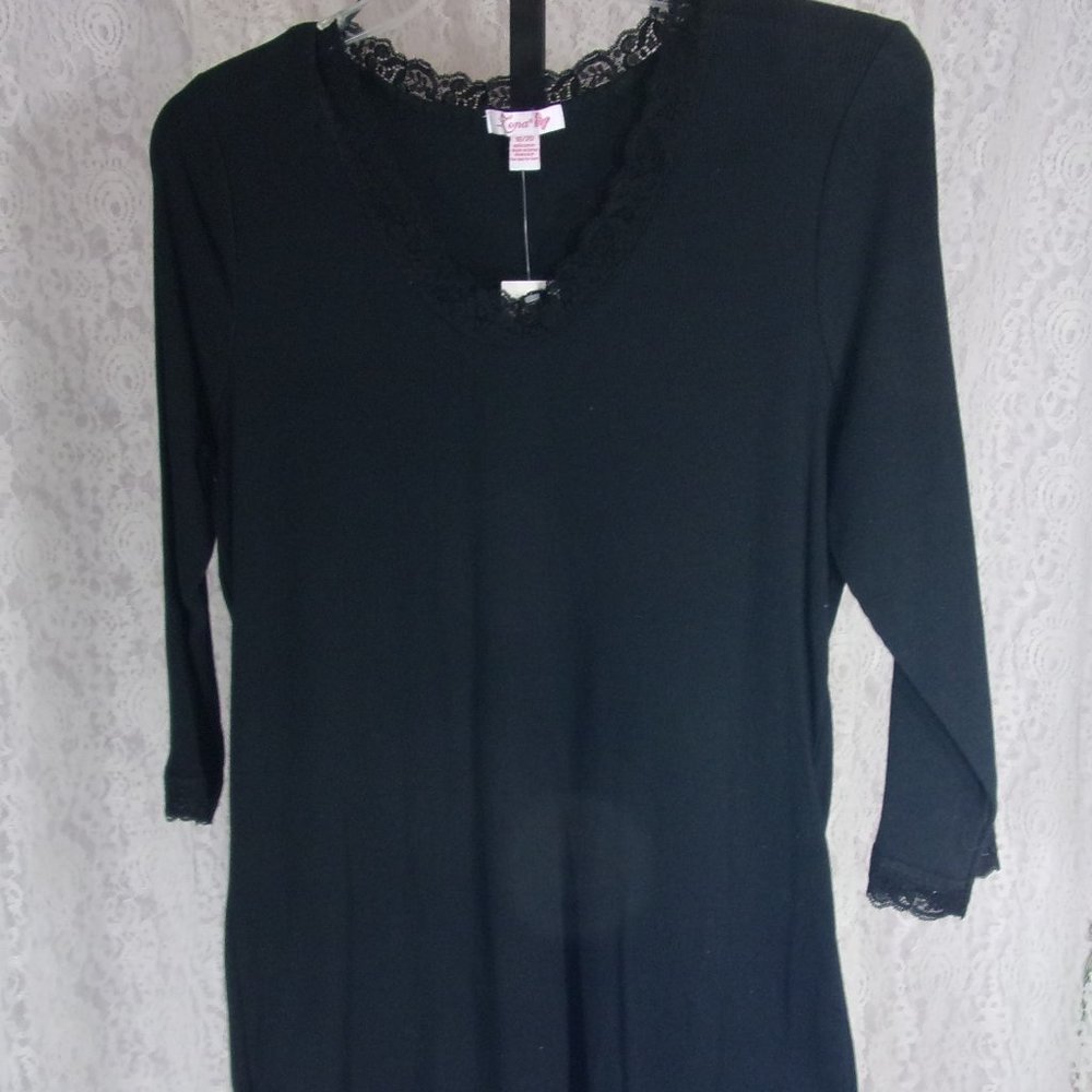 Zena Classic Black Knit V Neck Top  Plus 22-24
